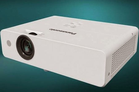 Máy chiếu Panasonic PT-LB280A