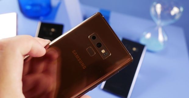 Điện Thoại Dđ Samsung Galaxy Note 9 Sm-N960F(Exynos 9 9810 8 Nhân 64-Bit/  6Gb/ 128Gb/ 6.4Inch/ 1440 X 2960 Pixels/ Camera Chính:12 Mp/ Camera Trước:8  Mp/ Android 8.1 / 4000Mah/ Đồng)