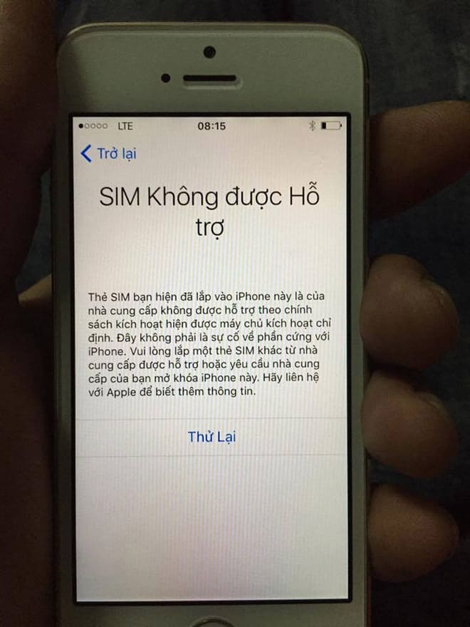 SIM ghép 4G đã bị khoá người dùng iPhone Lock hết sức bình tĩnh