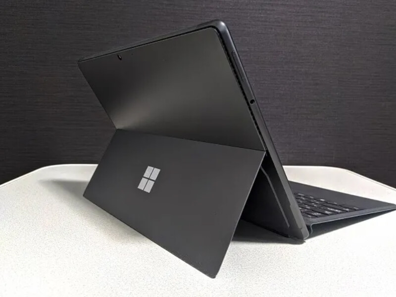 review chi tiết Surface Pro 8