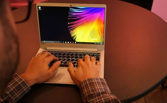 Tại sao nên mua laptop Lenovo ideapad 710S?