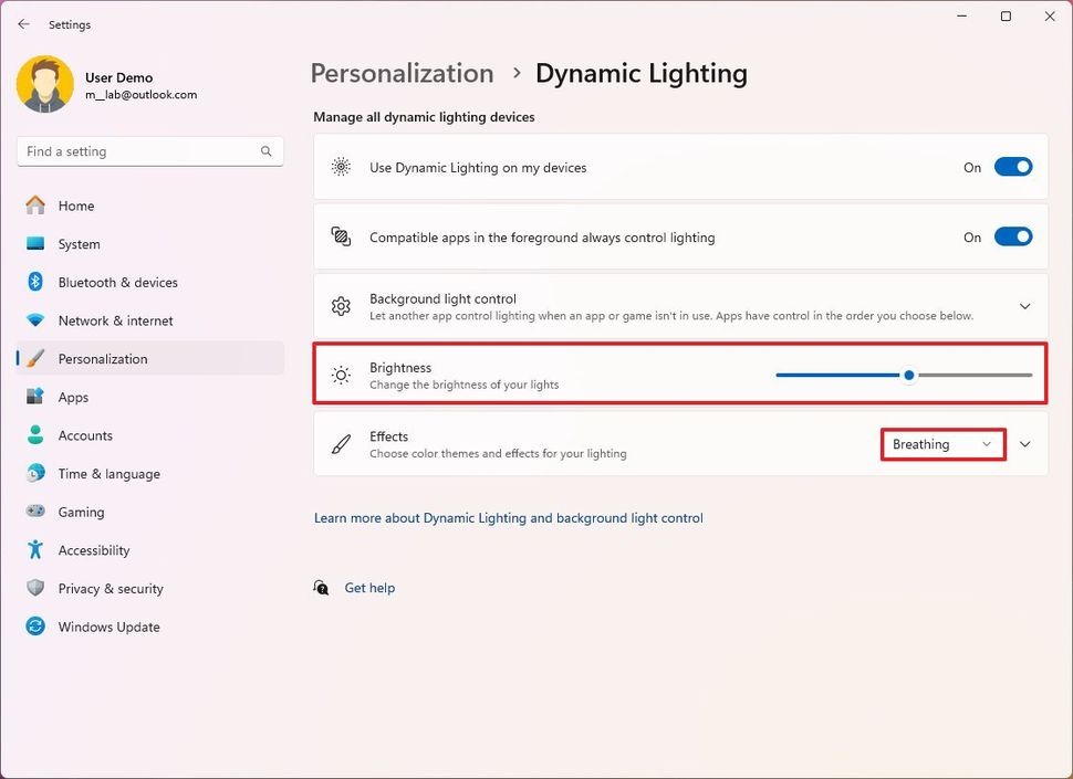 Cách thiết lập Dynamic Lighting trên Windows 11