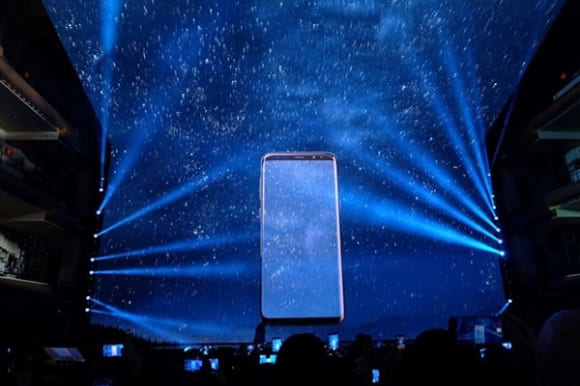 Galaxy S8 sở hữu màn hình vô cực tuyệt hảo