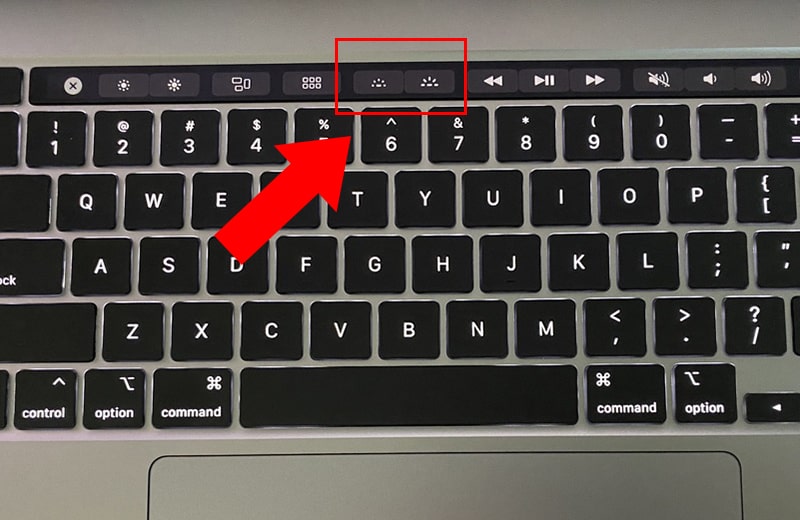 Tắt đèn bàn phím trên MacBook bằng Touch Bar