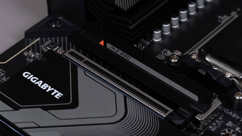 Gigabyte X670 Gaming X AX 