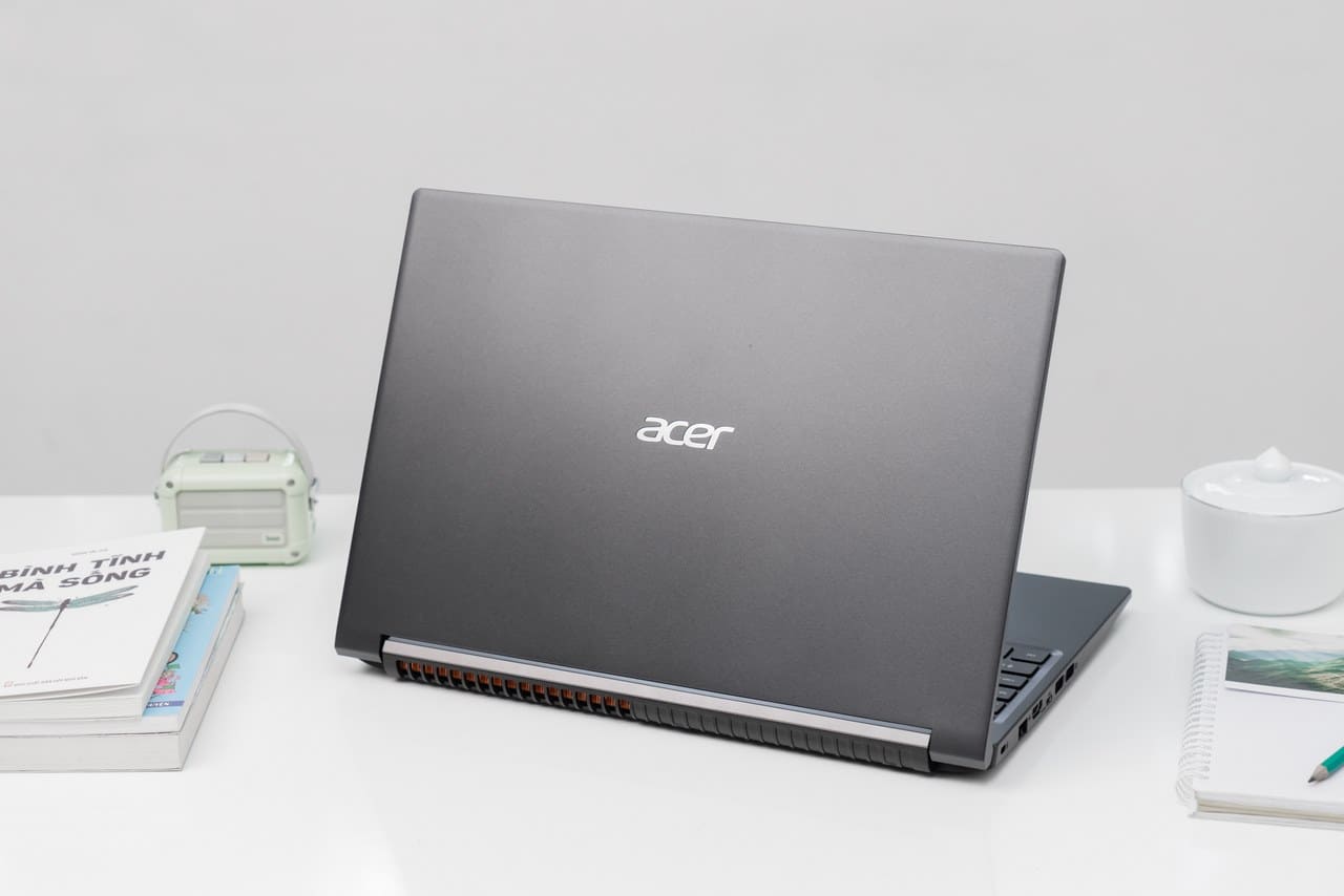 Acer ra mắt laptop Gaming Aspire 7 phù hợp cho xu hướng di động
