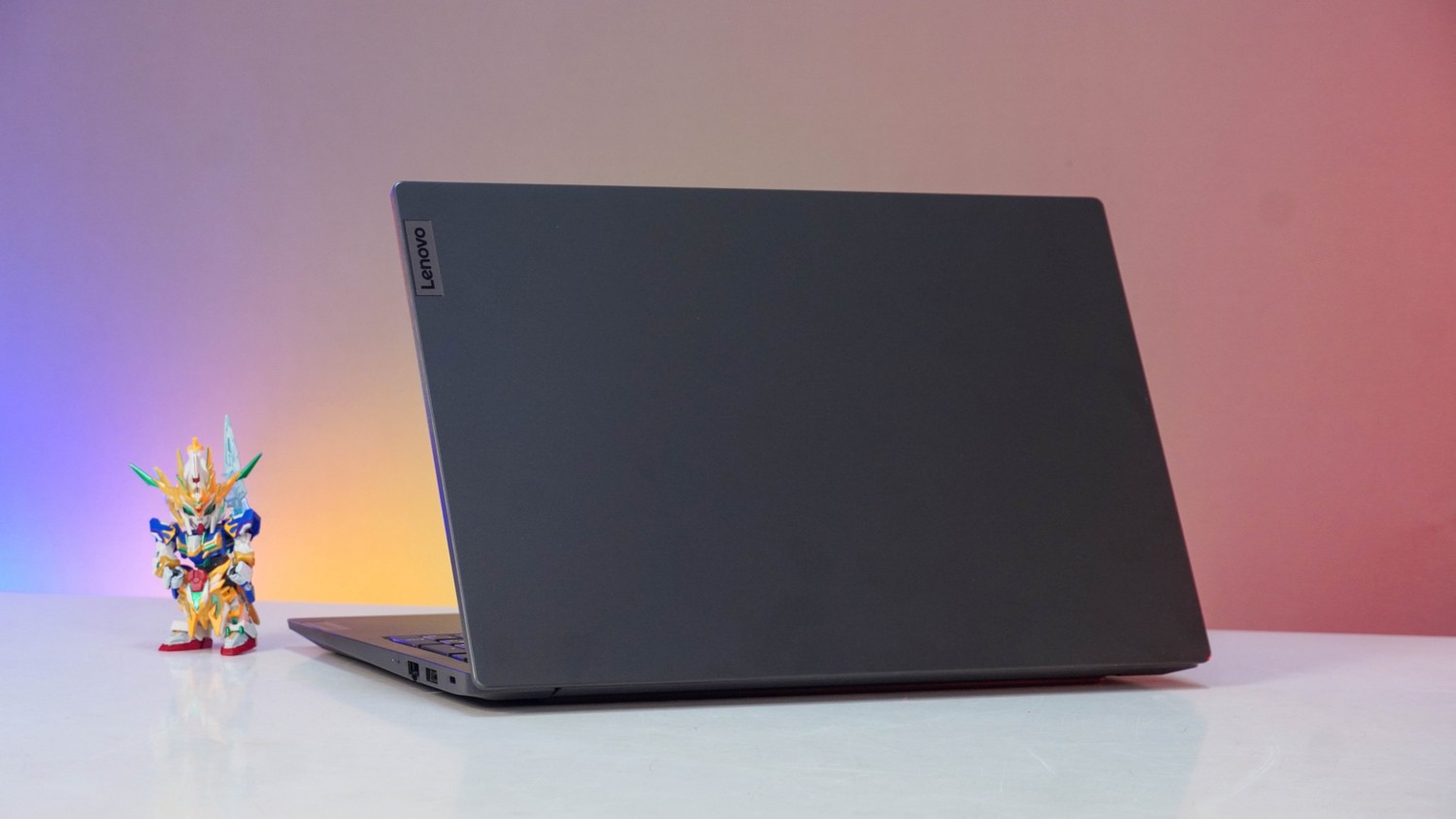 Đánh giá Laptop Lenovo V15 G3 ABA