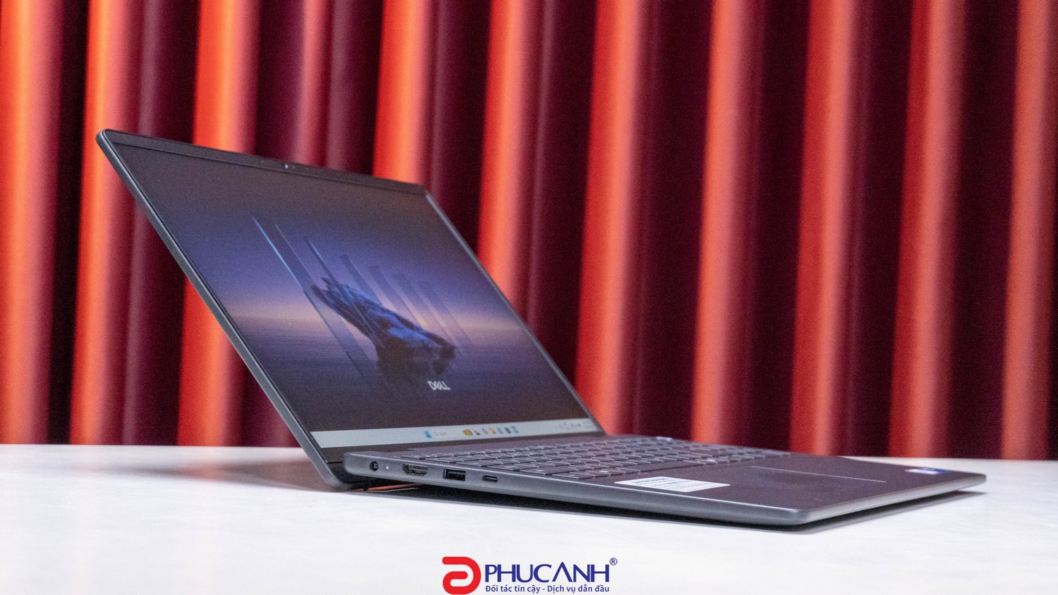 Review Dell 16 DC16250