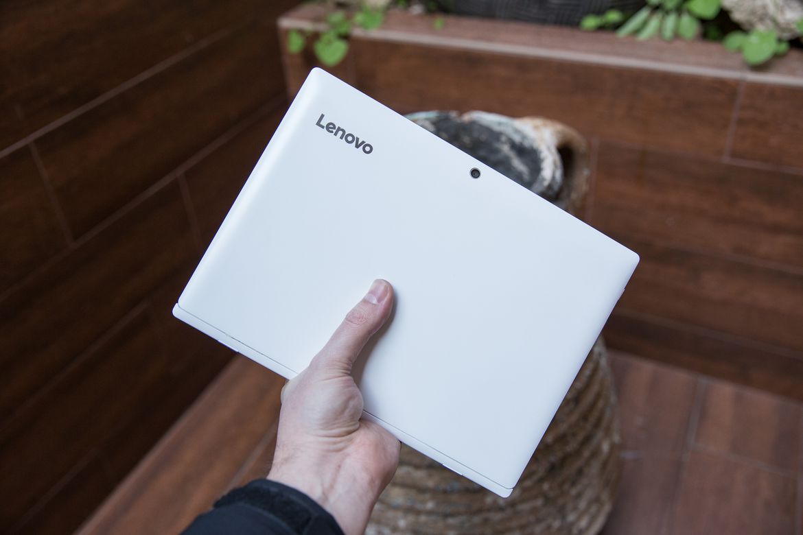 Lenovo ideapad Miix 320 – Tablet giá rẻ lựa chọn hoàn hảo trong tầm tay