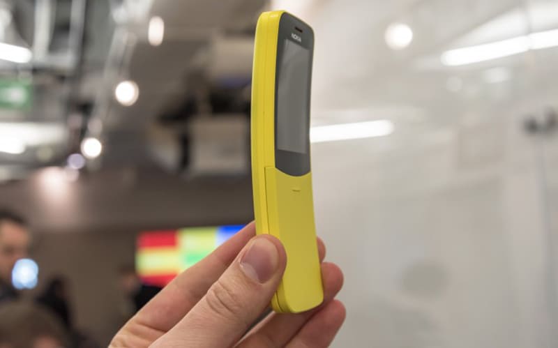 Nokia 8110: Bạn đang cần một chiếc điện thoại độc đáo và tiện ích? Hãy đến với Nokia 8110, một sản phẩm đầy cá tính với nắp trượt đặc trưng. Với thiết kế tinh tế, tính năng 4G và hỗ trợ ứng dụng trực tuyến, Nokia 8110 sẽ là người bạn đồng hành đáng tin cậy.