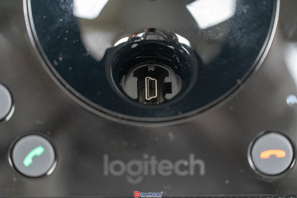 hướng dẫn lắp đặt Logitech BCC950