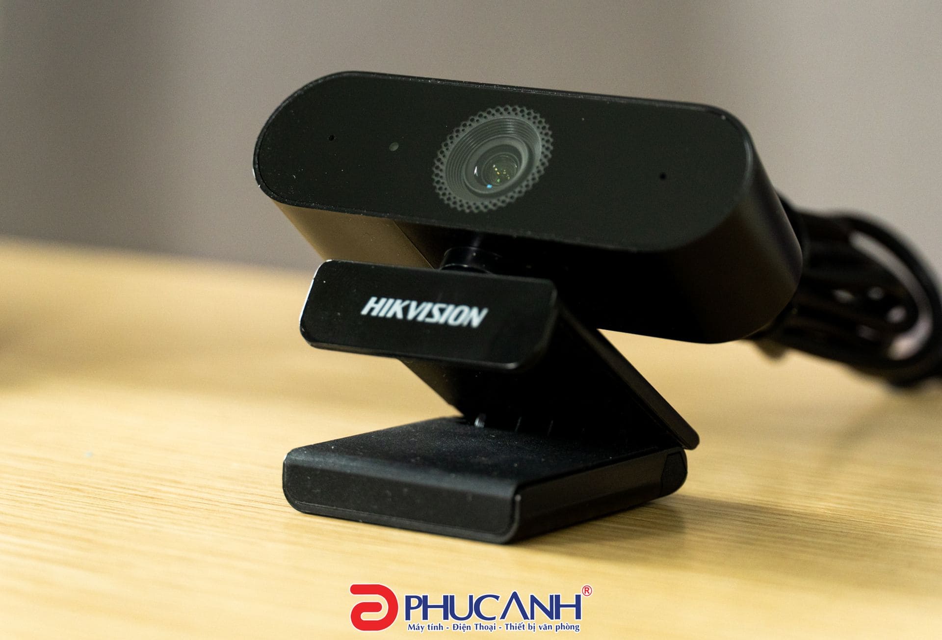 Review Webcam Hikvision DS-U02 và Hikvision DS-U12