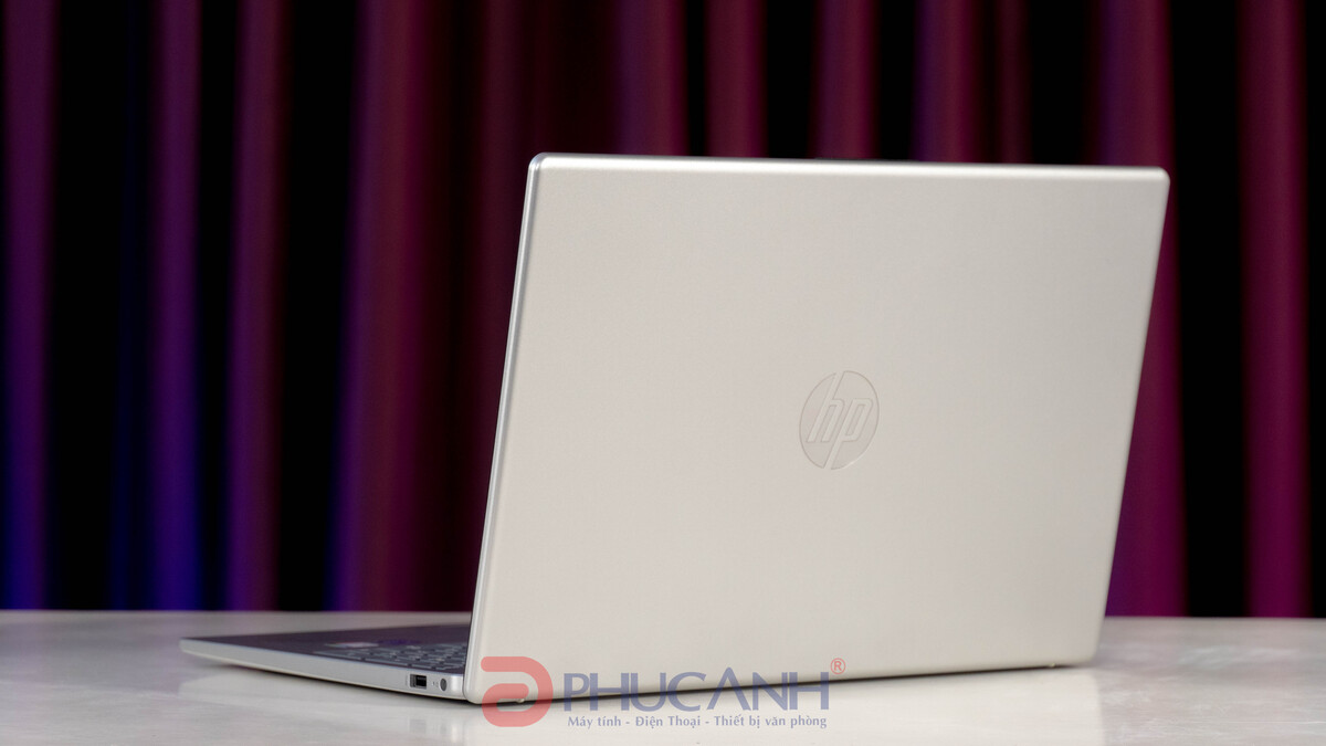 Đánh giá HP 15 fd0235TU 9Q970PA
