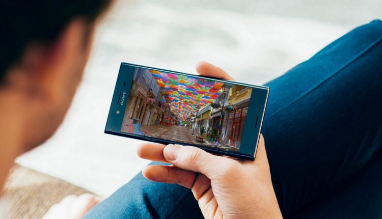 Sony chính thức ra mắt Xperia XZ Premium màn hình 4K, thiết kế kim loại, chip Snapdragon 835