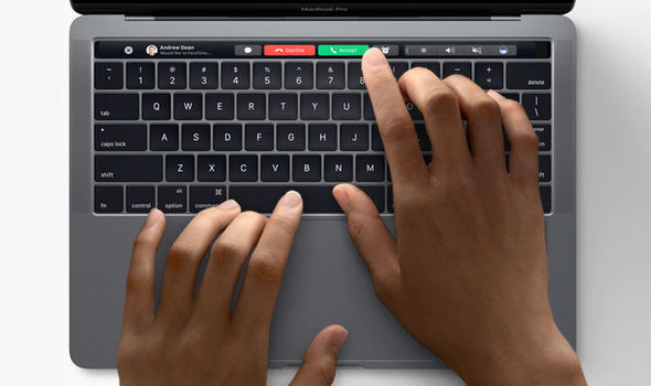 Macbook Pro 2017 –  Mỏng nhẹ đột phá công nghệ mới