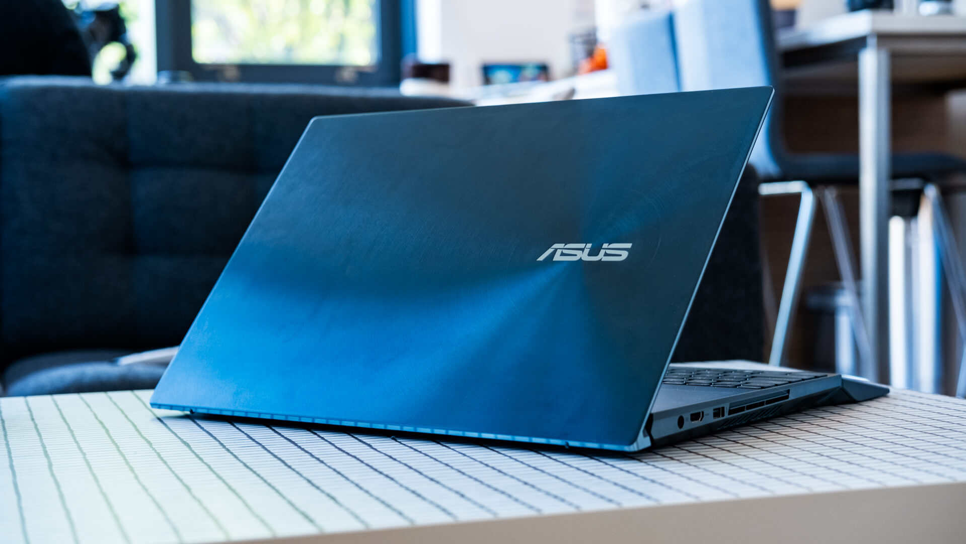 Top 6 laptop ASUS mỏng nhẹ đáng mua nhất thời điểm này