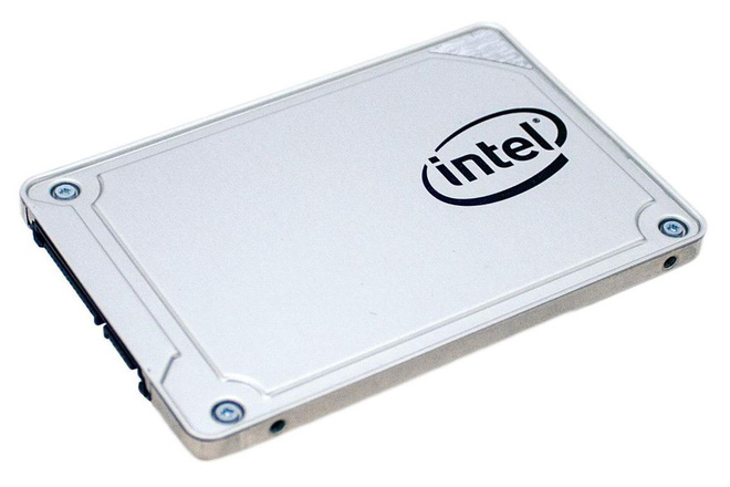 Intel ra mắt dòng SSD mới với hiệu suất vượt trội giá bán hấp dẫn