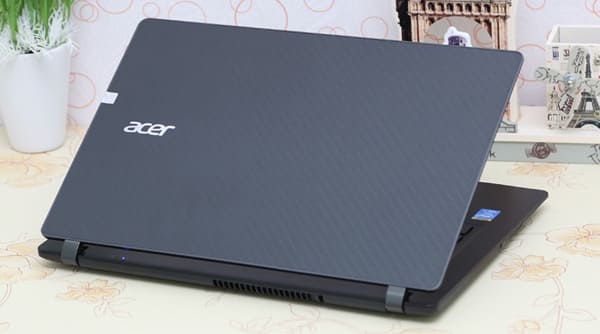 Acer Aspire V3 331-P89E NX.MPJSV.001 – Chiếc laptop sinh viên giá rẻ đáp ứng tốt mọi nhu cầu hoạt động